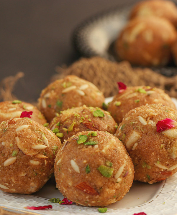 Atta-Gond-Ladoo