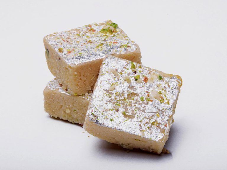 khoya-burfi-2